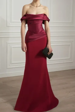Alexa Ruby In Red Dress