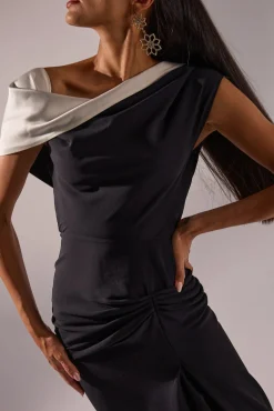 Aqusa Long Dress In Black-white