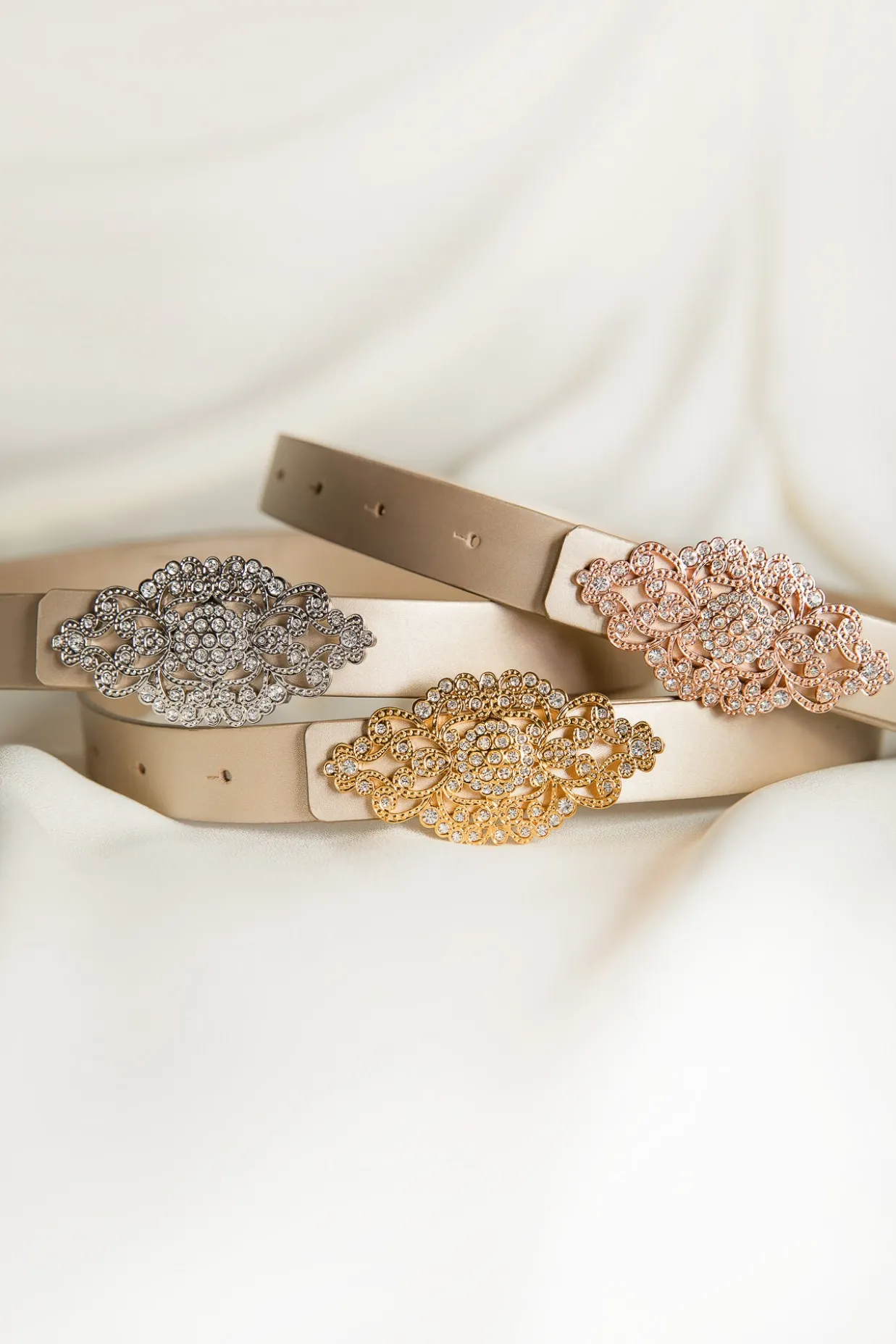 Baroque Gold Leather Waist Belt With Gold Buckle