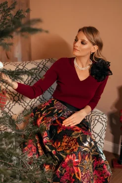 Evangeline V-Neck Cashmere Sweater