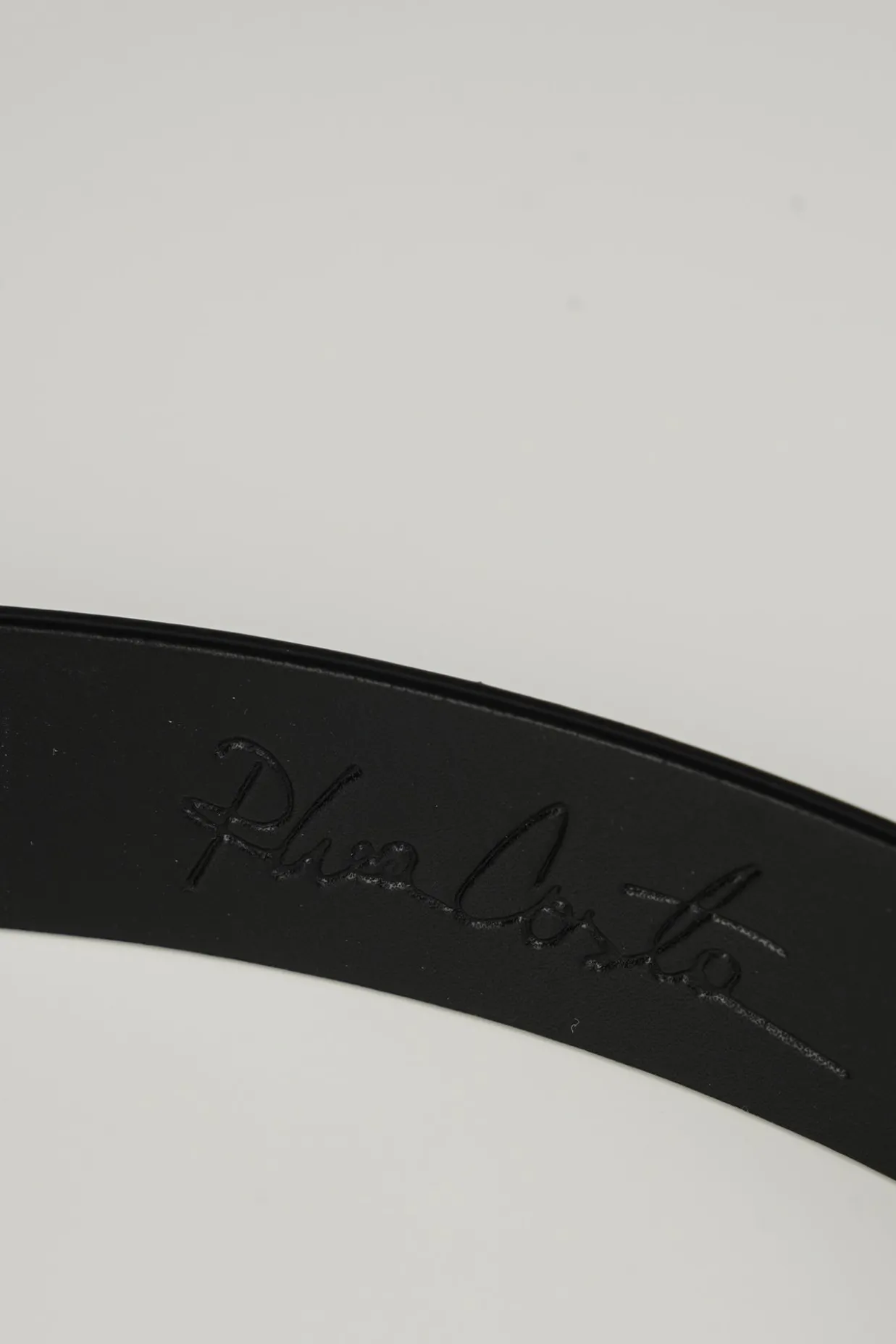 Lotus Leather Waist Belt In Matte Black With Gold Buckle