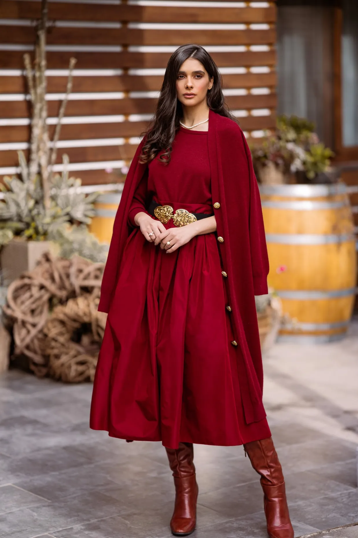 Rania Boat Neck Cashmere Sweater In Cuir De Russie