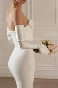 Raven Crepe Long Dress In Off-White